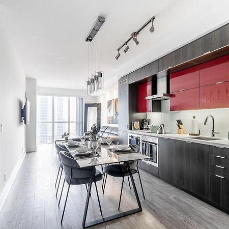 Stylish 1Br + Office Condo - Cn Tower View Торонто Экстерьер фото