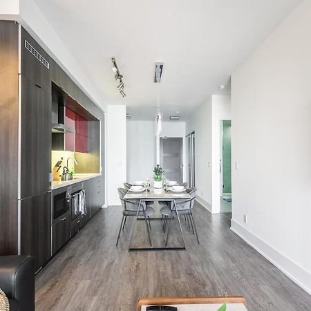 Stylish 1Br + Office Condo - Cn Tower View Торонто Экстерьер фото