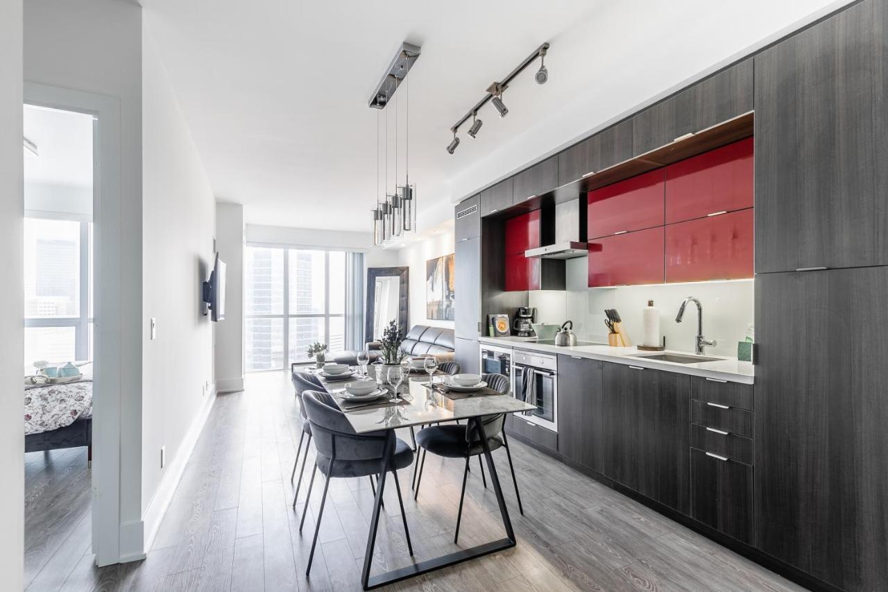 Stylish 1Br + Office Condo - Cn Tower View Торонто Экстерьер фото