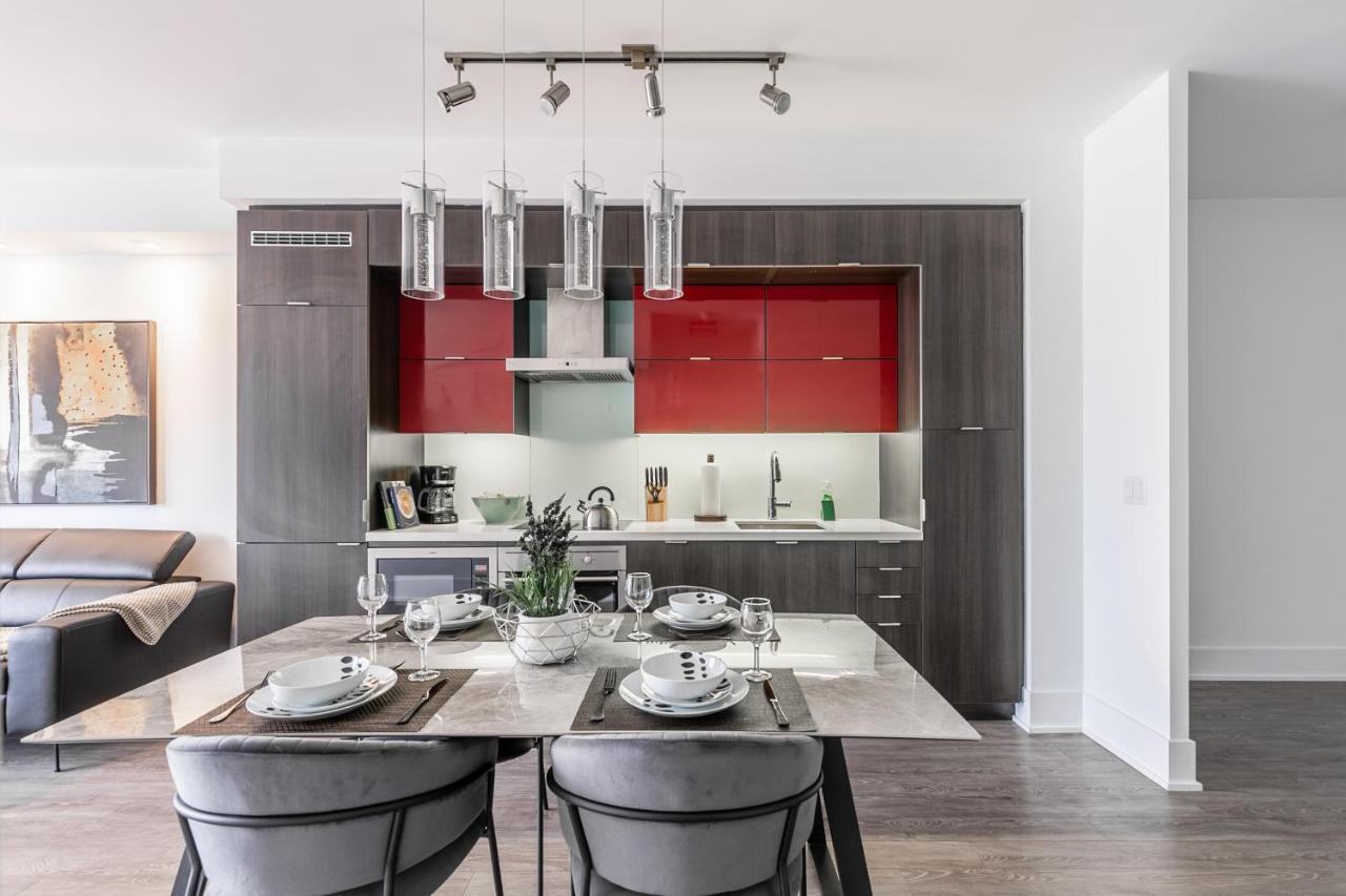 Stylish 1Br + Office Condo - Cn Tower View Торонто Экстерьер фото
